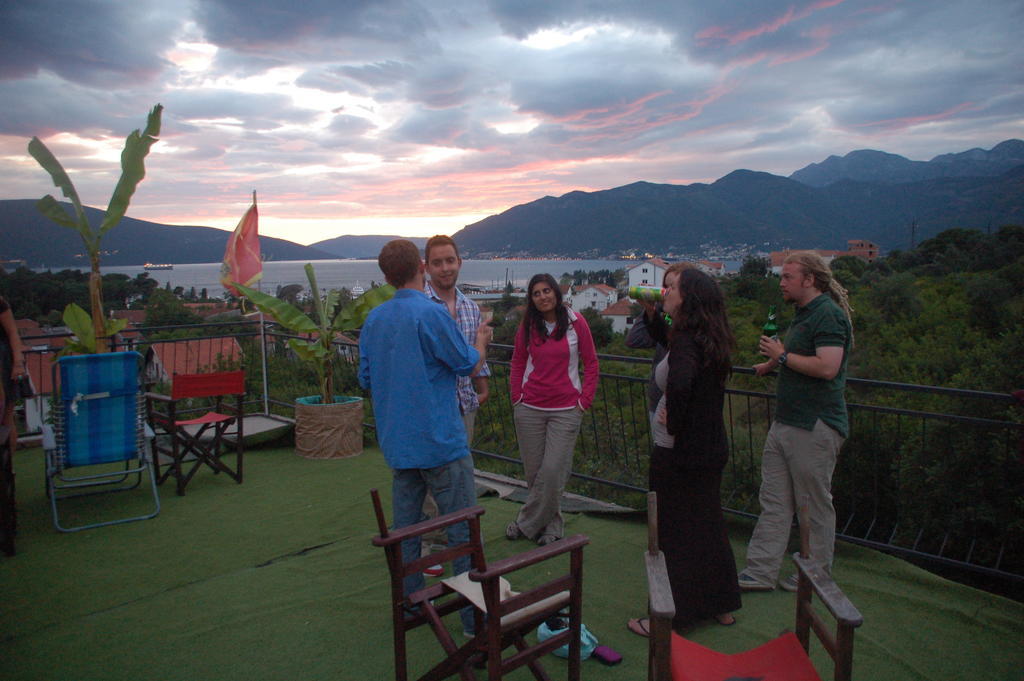 Hostel Anton Tivat Exterior photo