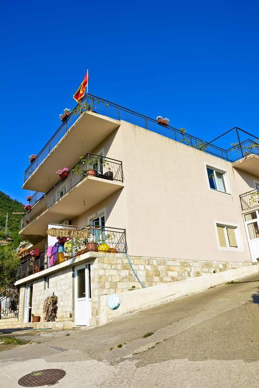 Hostel Anton Tivat Exterior photo